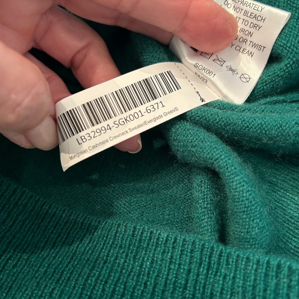 Quince Green Cashmere Sweater - Size Small - Picture 10 of 13